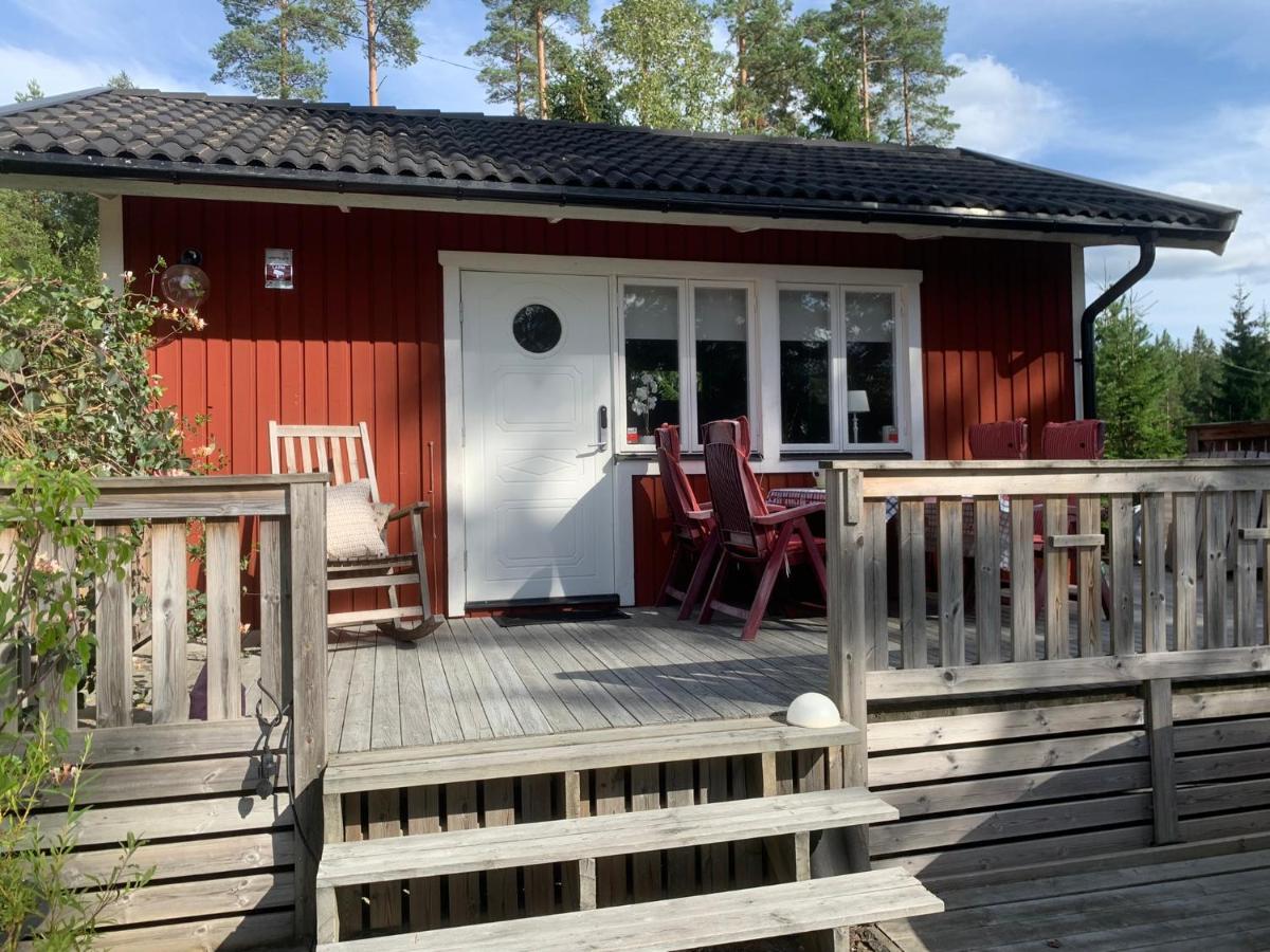 Mansarp Egen Gaststuga Med Sjoutsiktヴィラ エクステリア 写真